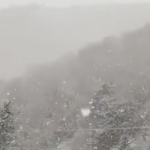 秒变冬天！北京这些地方下雪了——