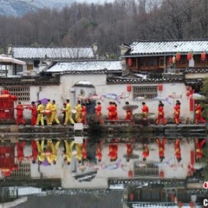 世界文化遗产地安徽黟县：古村
再现徽州婚俗